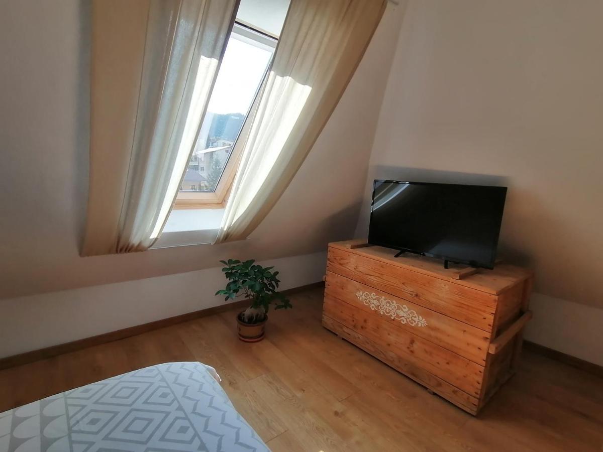 Ferienwohnung Casa Bologna Brașov Exterior foto